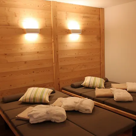 Binna シャレー *